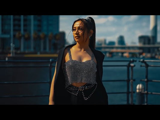 Tell Me　MV out